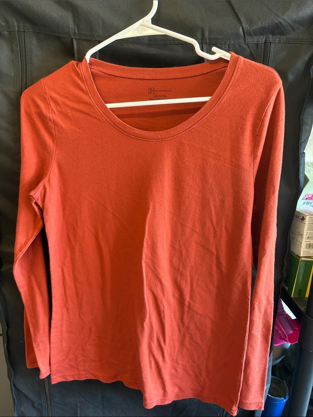 No Boundaries Women's Long Sleeve Scoop Neck Top - Rust Orange